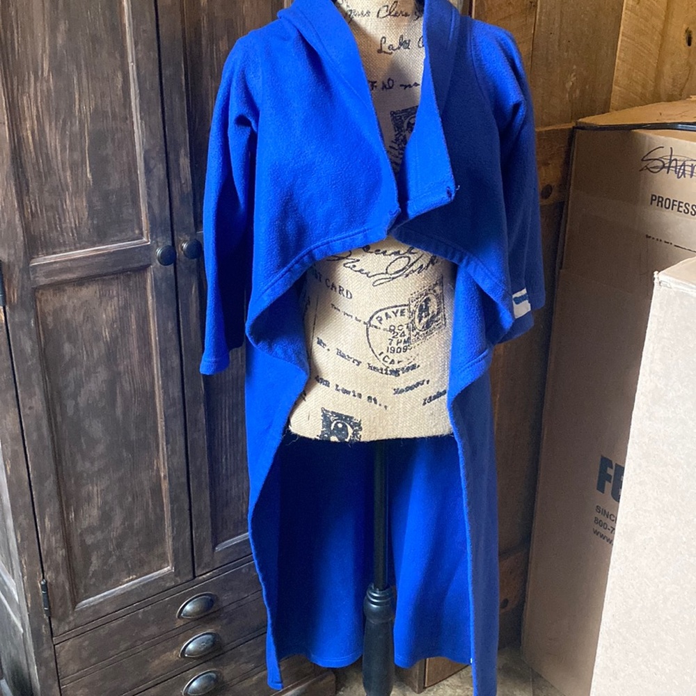 Youth snuggie